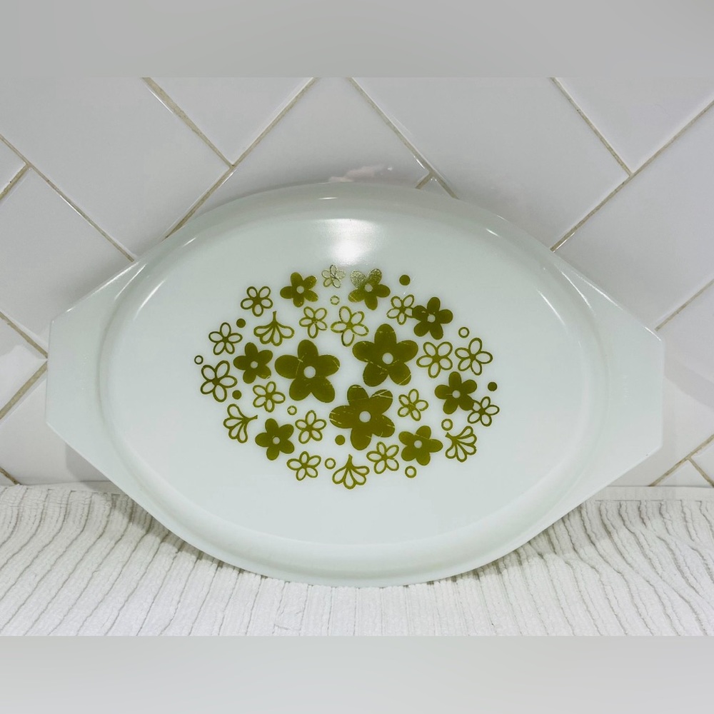 Vintage Pyrex Crazy Daisy Oval Casserole Replacement Lid # 945-C 30